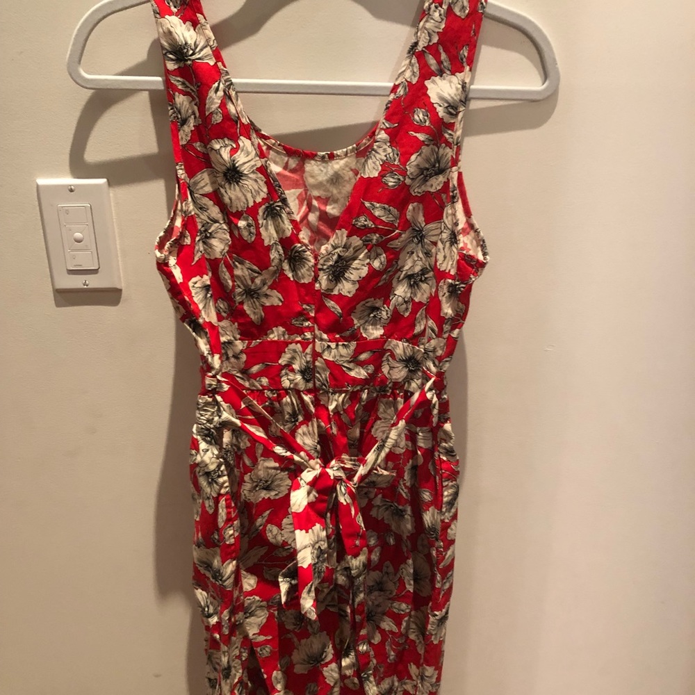Forever 21 red and white flower dress